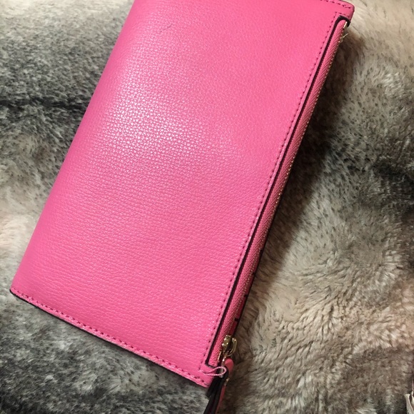 Kate spade wristlet wallet - Picture 4 of 4